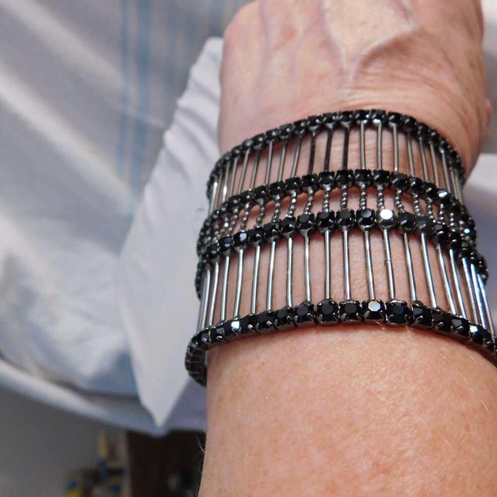 Ladies Ruccini Cuff Bracelet - Picture 5 of 5